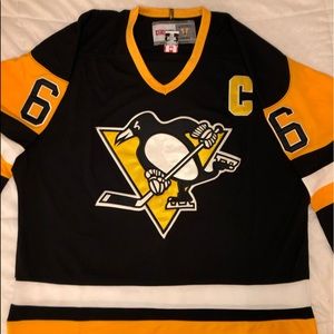 PENGUINS MARIO LEMIEUX JERSEY!!!